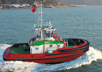 Med Marine tug at sea