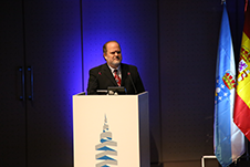 Todd Schuett, Kongsberg Norcontrol IT Training Manager, speaks at the IALA Conference 2014