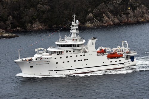 hi-033898.jpg