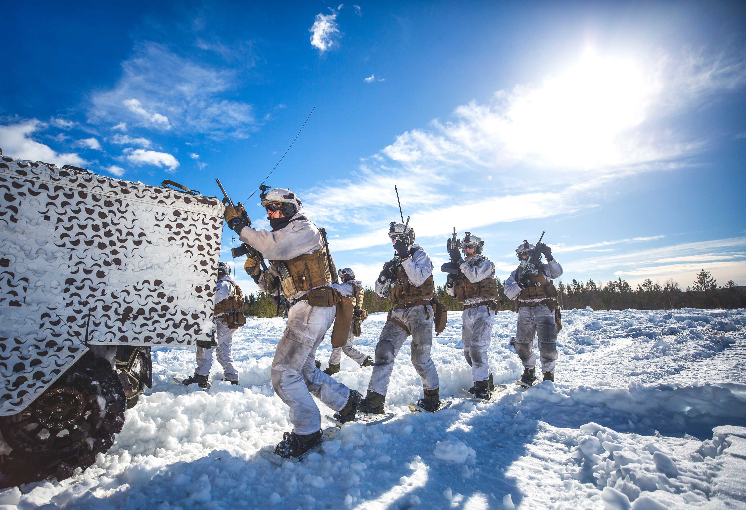 CV90 Norwegian Army Rangers marching in snow_Photo by Forsvaret.jpg