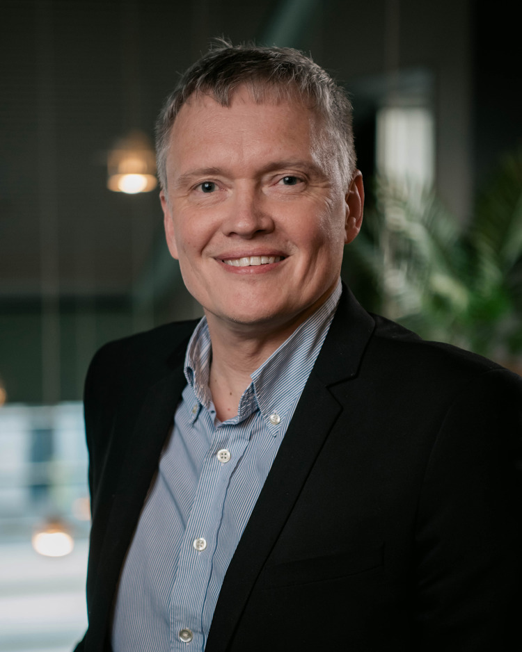Portrait photo of Helge Andre Sundt.