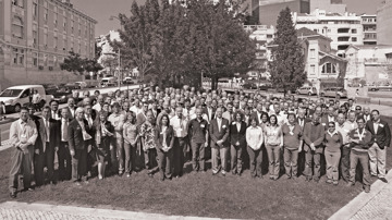 Group photo of those attending FEMME 2009 in Lisbon