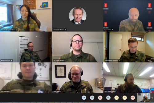 teamsmøte uniform på jobben 2.jpg