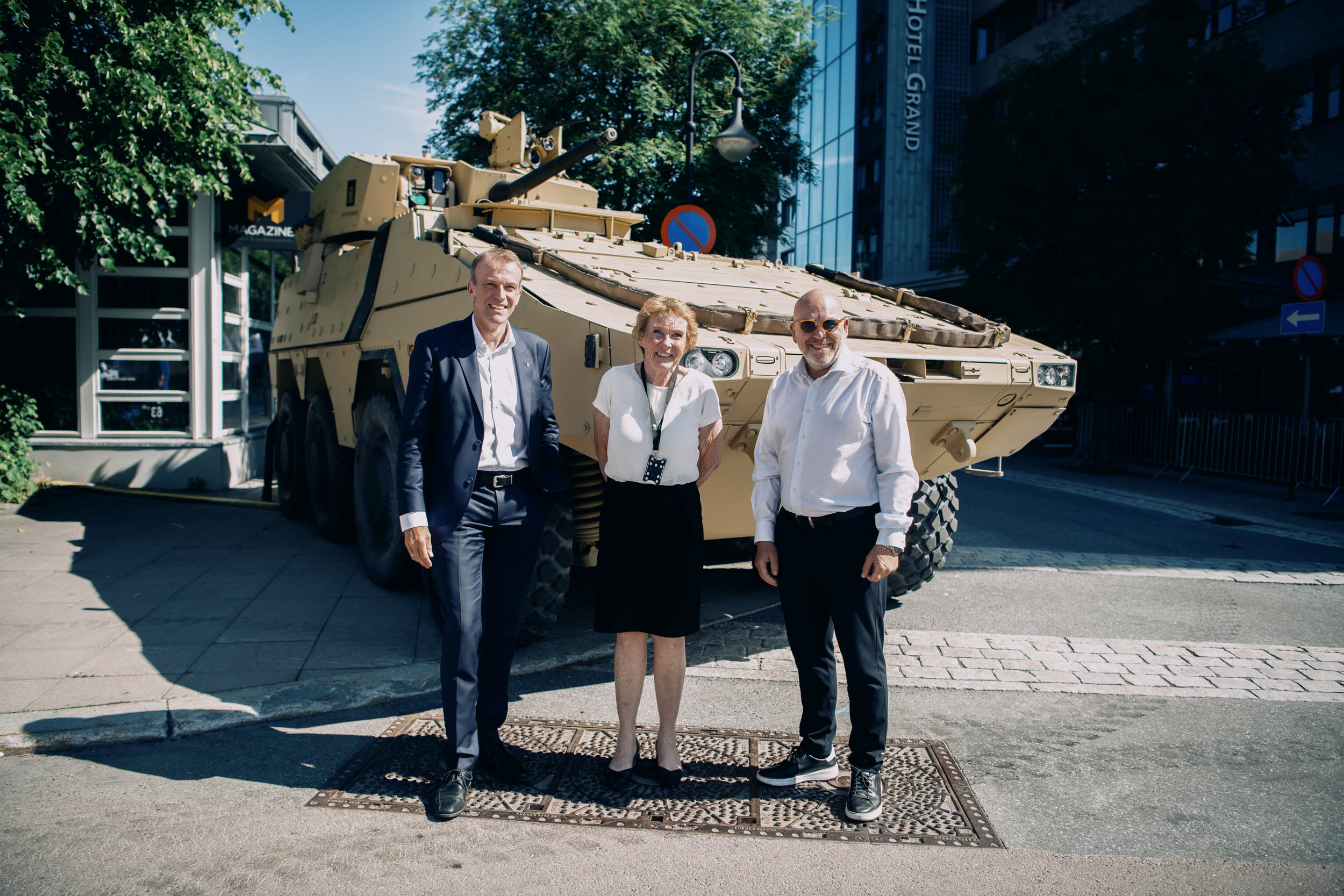 Image of Eirik Lie in front of Boxer vehicle